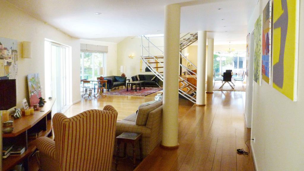 Aroeira Villa Near Lisbon- Daydream Pt 차르네카 객실 사진
